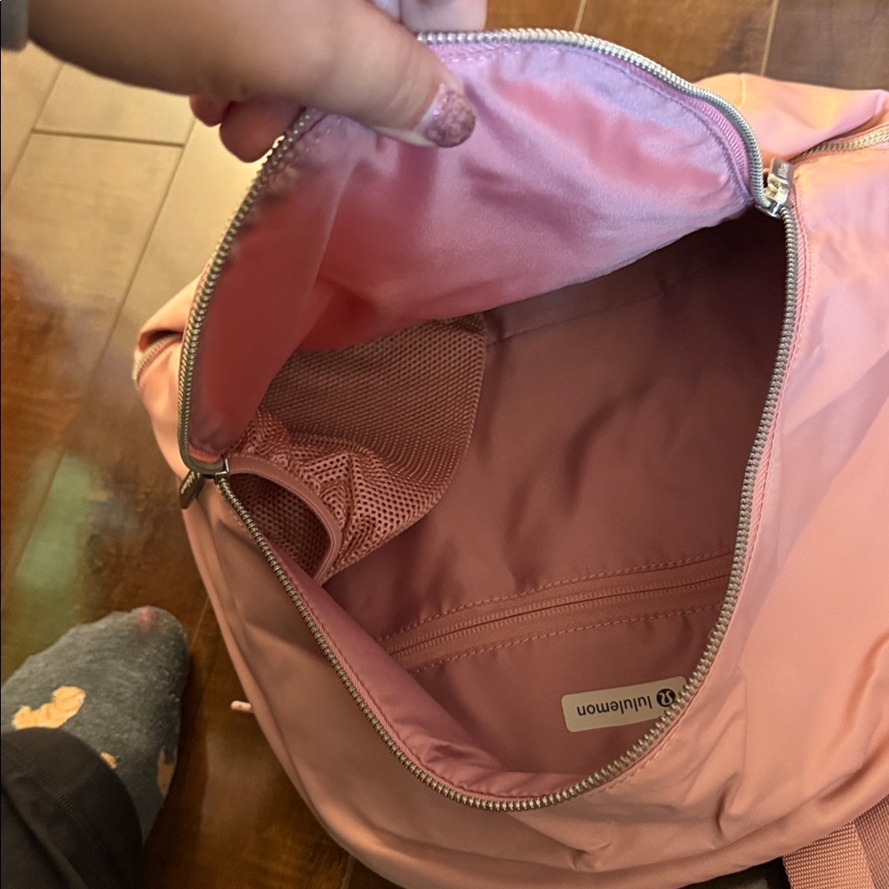 lululemon backpack - Picture 3 of 3